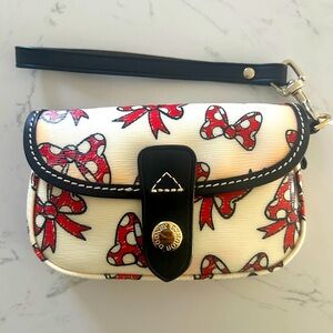 Dooney & Bourke Minnie Bow Wristlet – Polka Dot Red Bows, Coated Canvas- EUC
